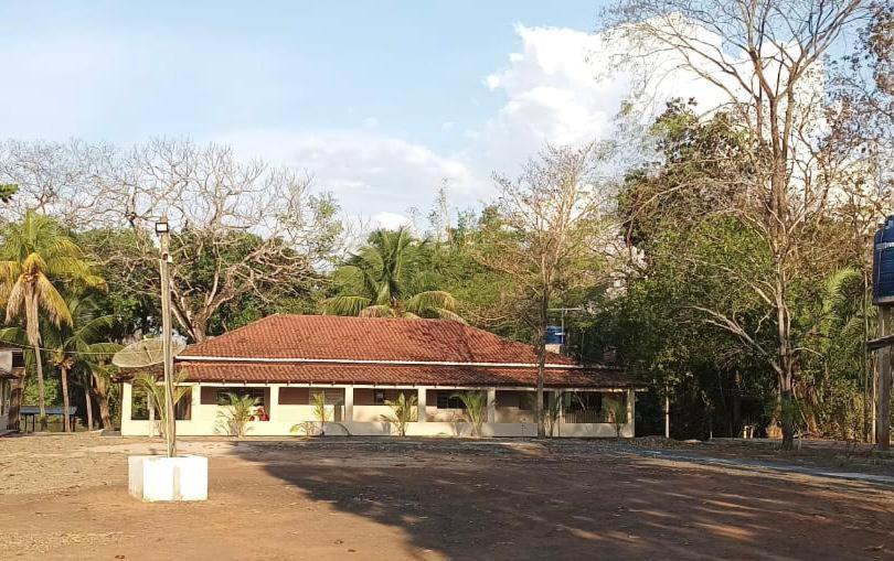 Hotel E Pousada 3 Irmaos Coxim Esterno foto